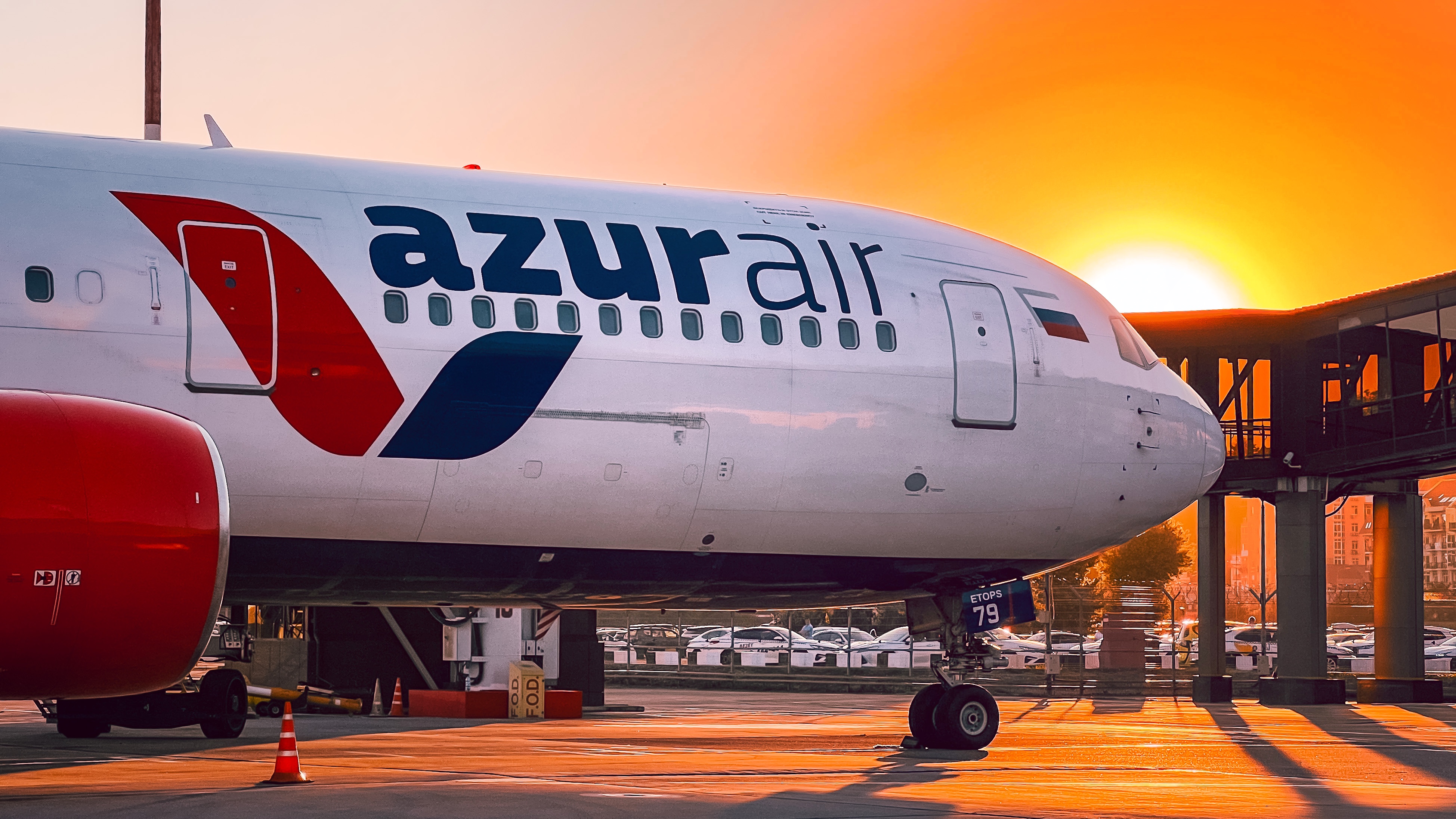 AZUR air, Новости, 05 сентября 2024,  AZUR air СТАЛА ПАРТНЕРОМ ДНЯ ЗНАНИЙ В УНИВЕРСИТЕТЕ РЕШЕТНЕВА