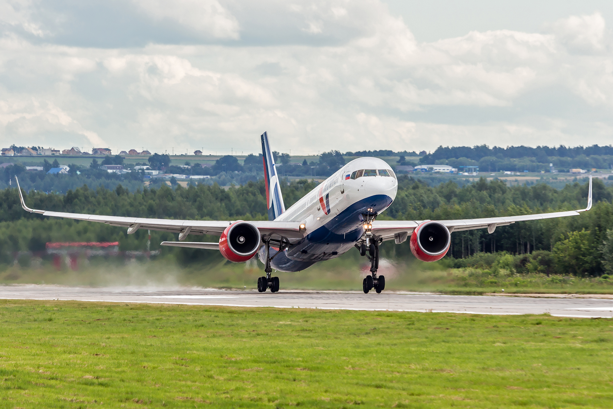 AZUR air, Новости, 05 июня 2025,  AZUR air приступил к реализации новых программ